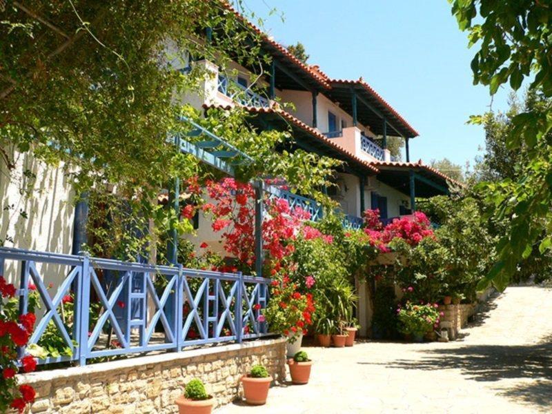 Blue Horizon Apartments Votsalakia  Buitenkant foto